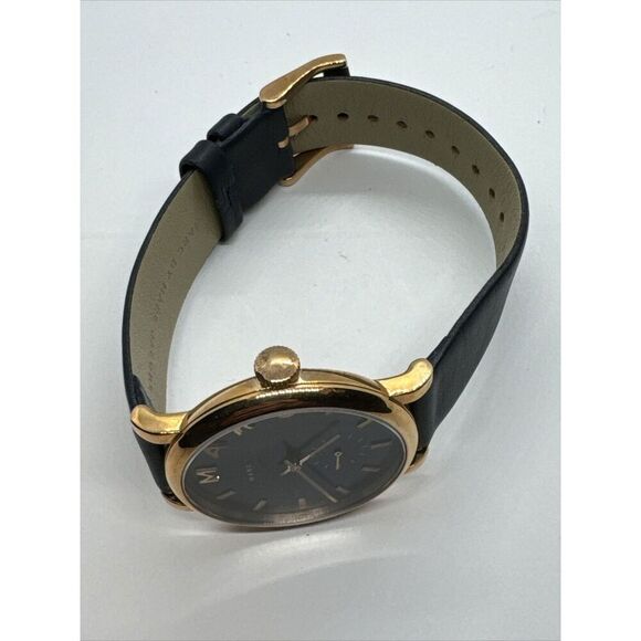Marc by Marc Jacobs Baker MBM1329 Women\'s Blue Leather Analog Dial Watch JNA843